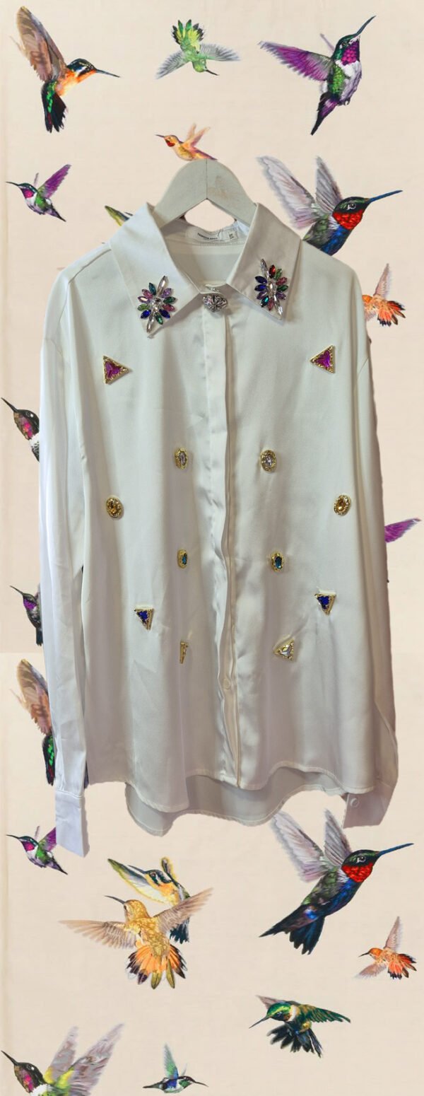 Blusa blanca pedrería